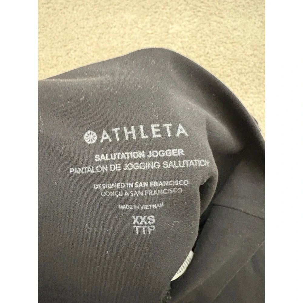 Women's Athleta Salutation Black Joggers Yoga Workout Size XXS - Picture 3 of 5